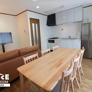  Apartment Gloce Kamakura: Enoden View House Steps From Station Japan